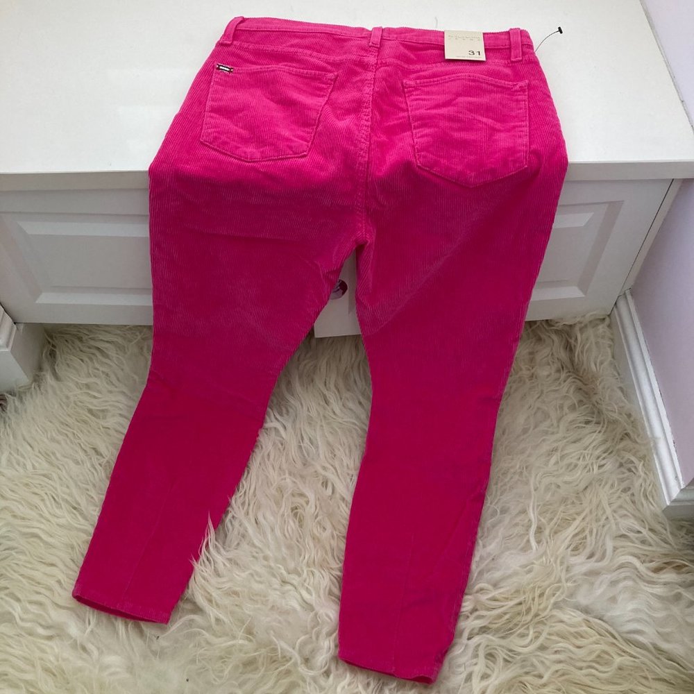 ALICE + OLIVIA Skinny Leg Pants - Picture 7 of 9